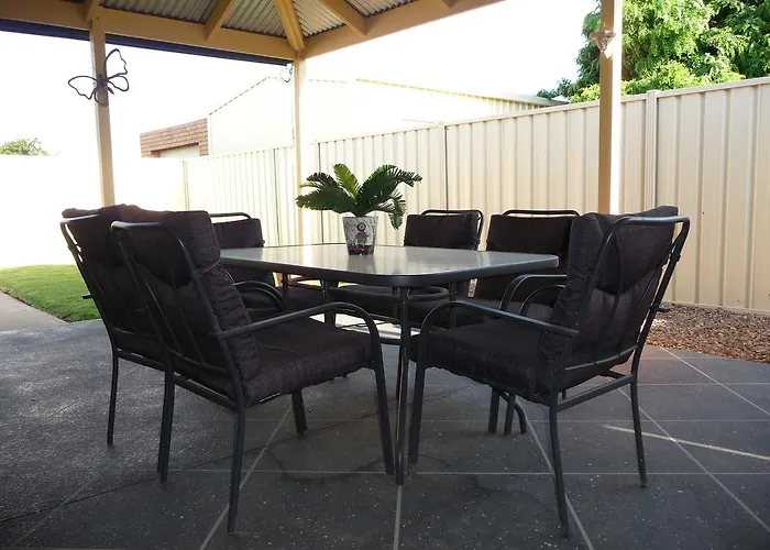 Shepp Central Apartment